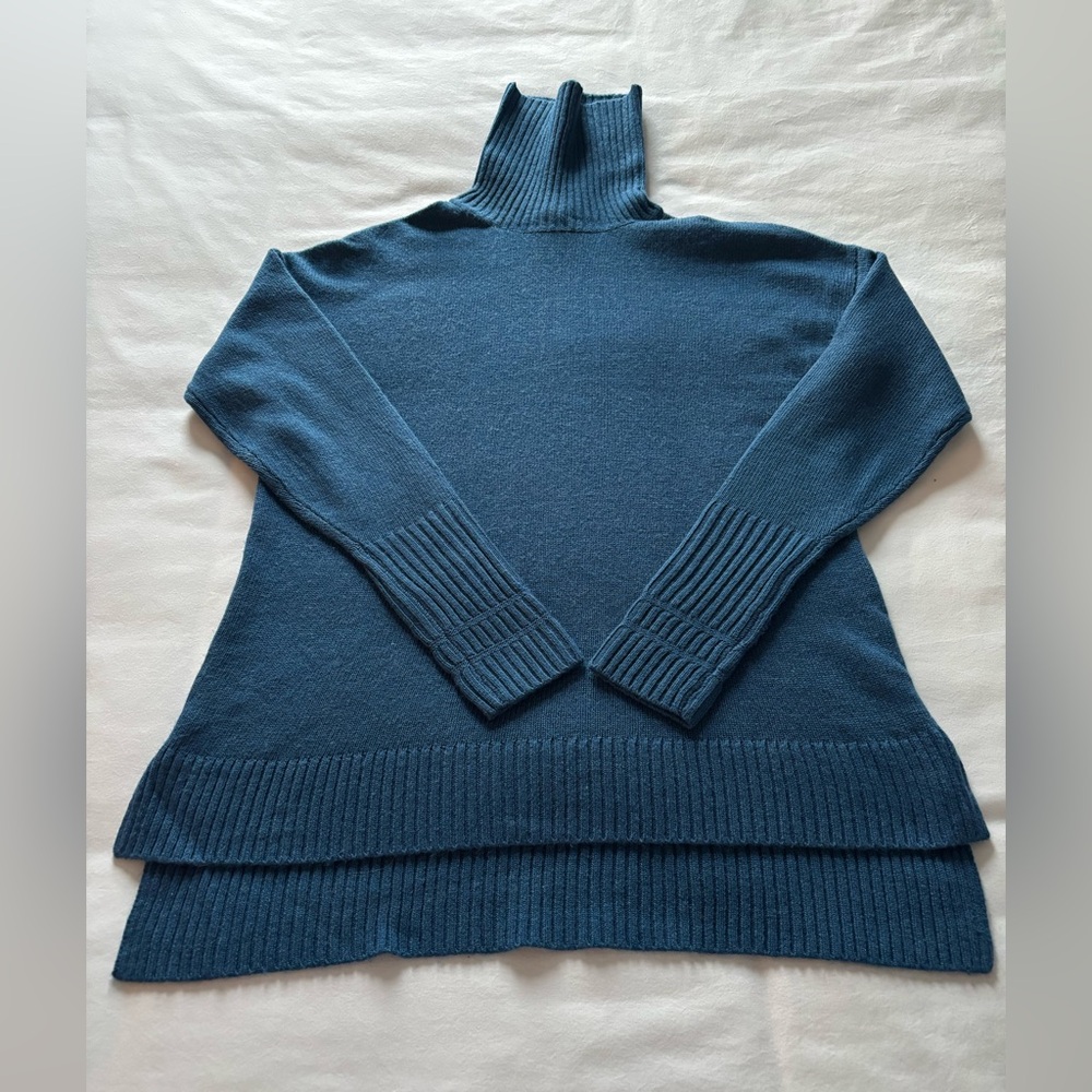 NWOT! J.Crew Turtleneck Sweater